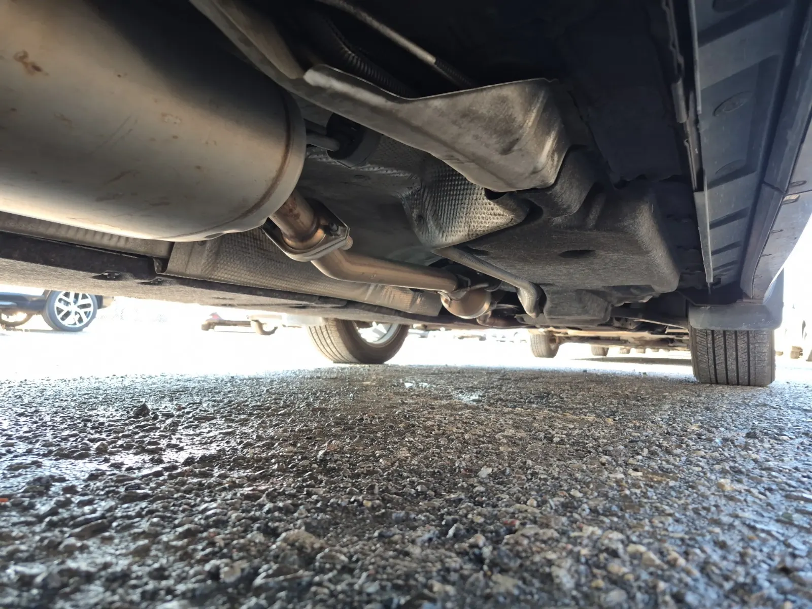 Undercarriage - Passenger Photo