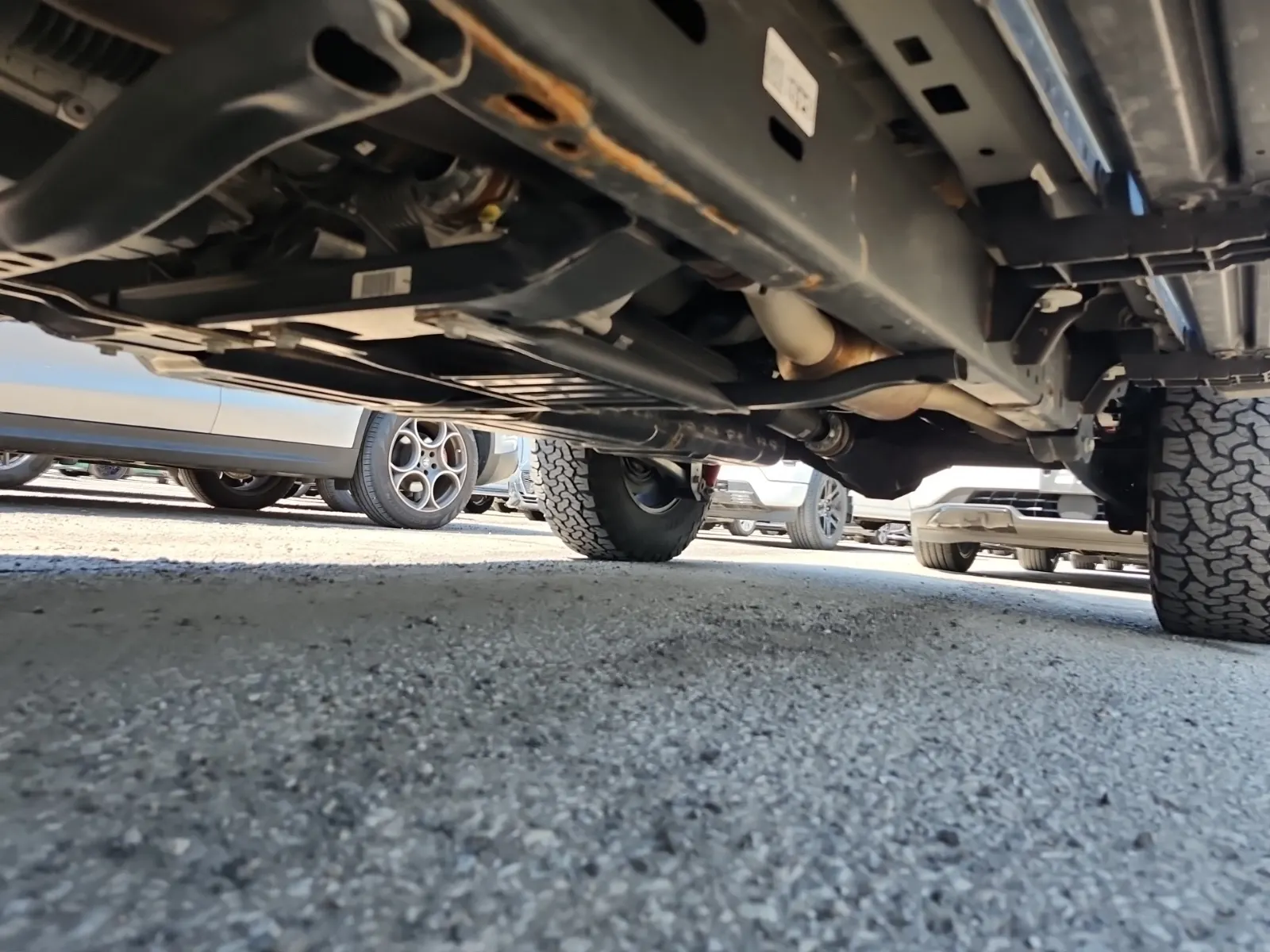 Undercarriage - Driver Photo