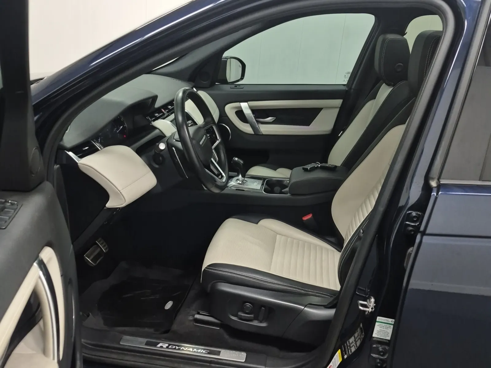 Front Interior Photo