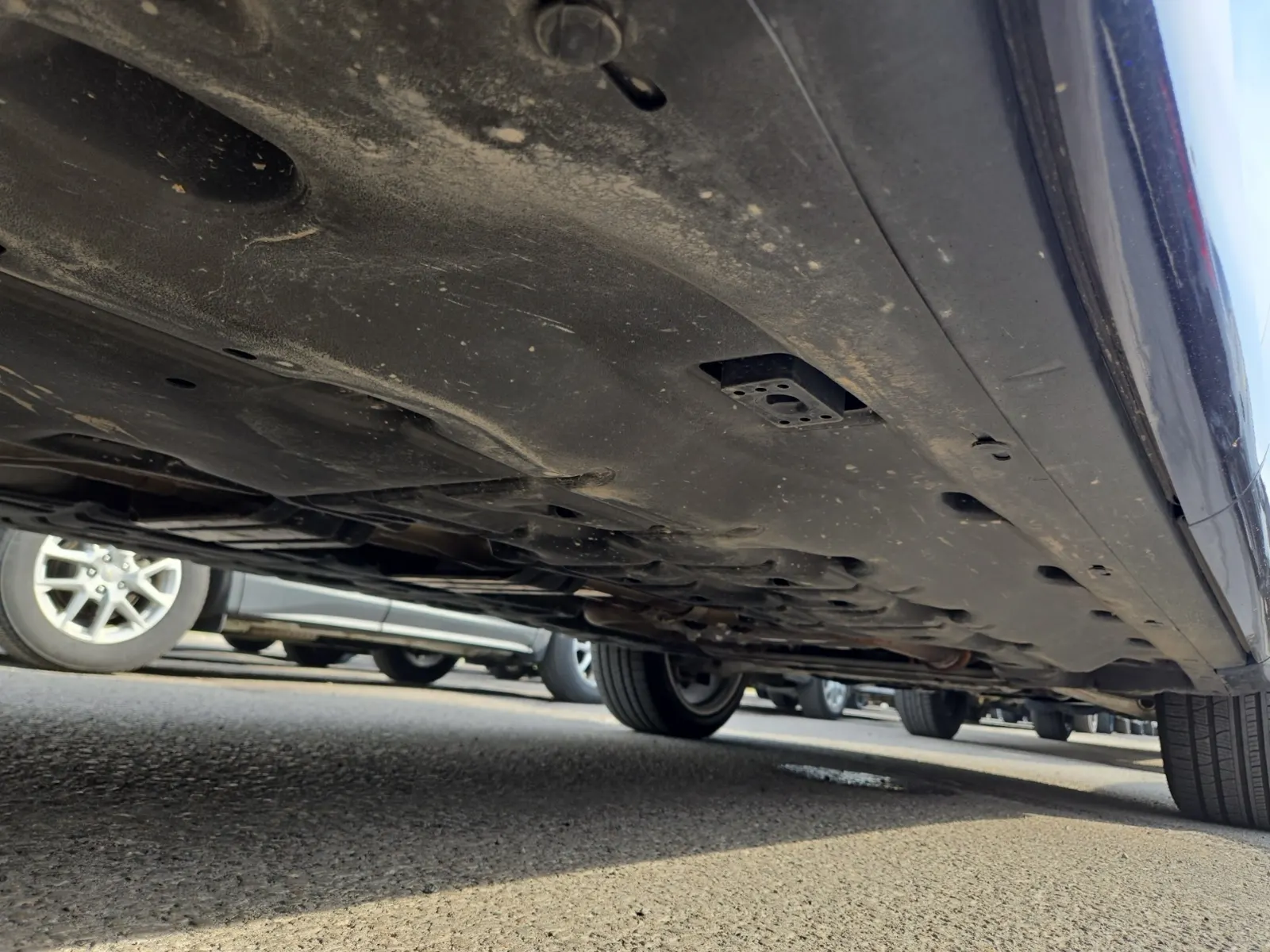 Undercarriage - Passenger Photo