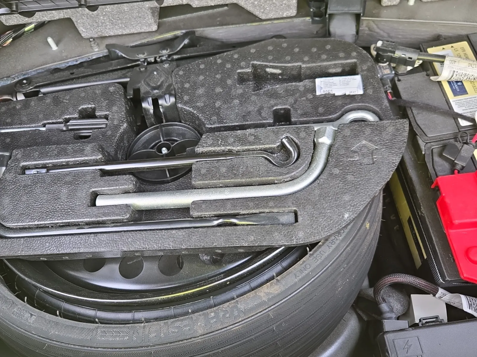 Spare Tire & Wheel Photo