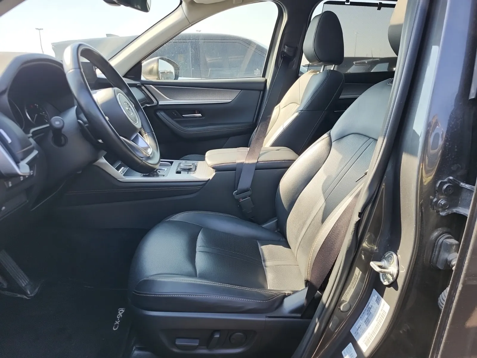 Front Interior Photo