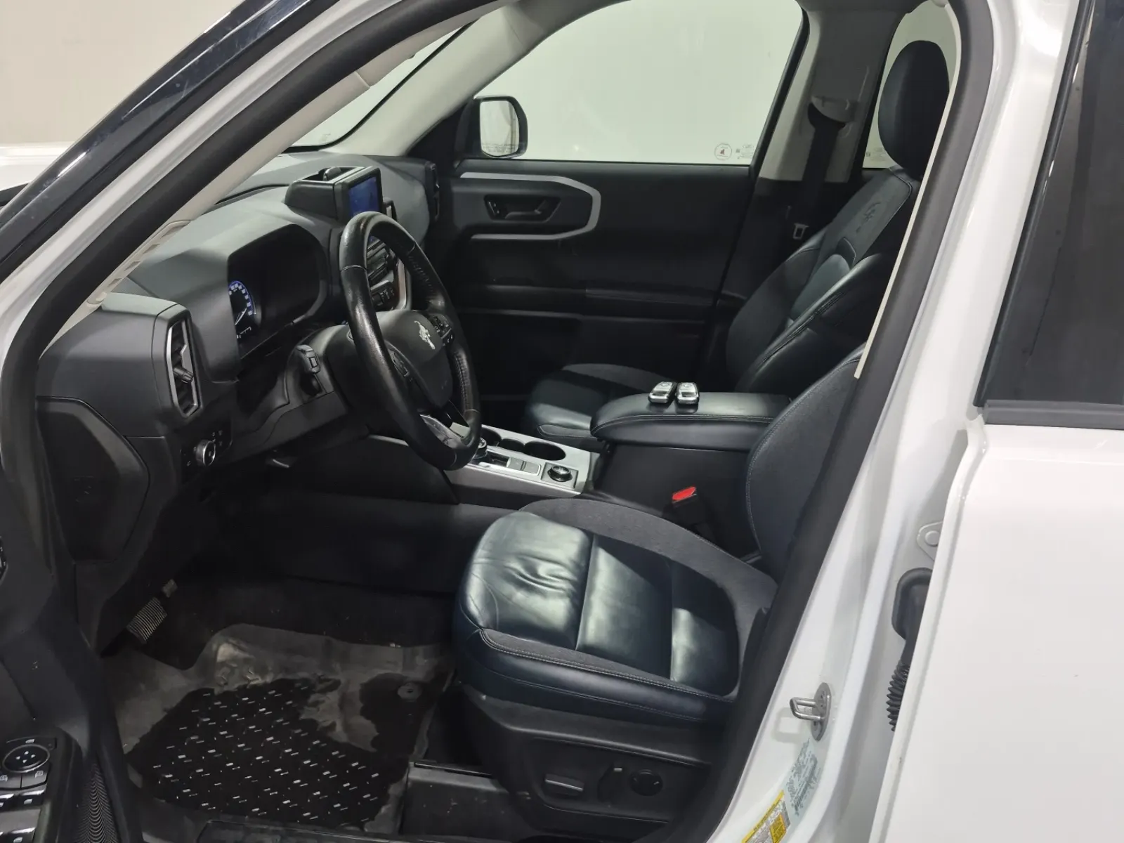 Front Interior Photo