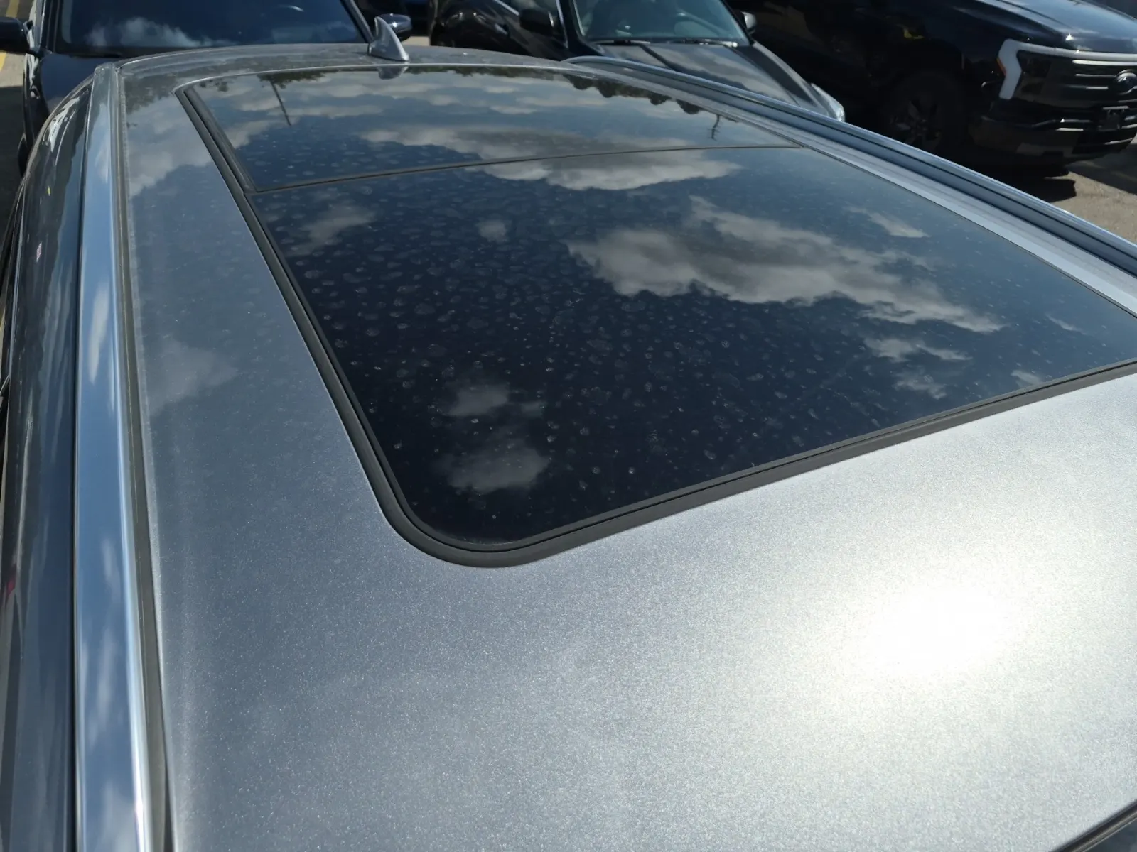 Exterior Roof Photo