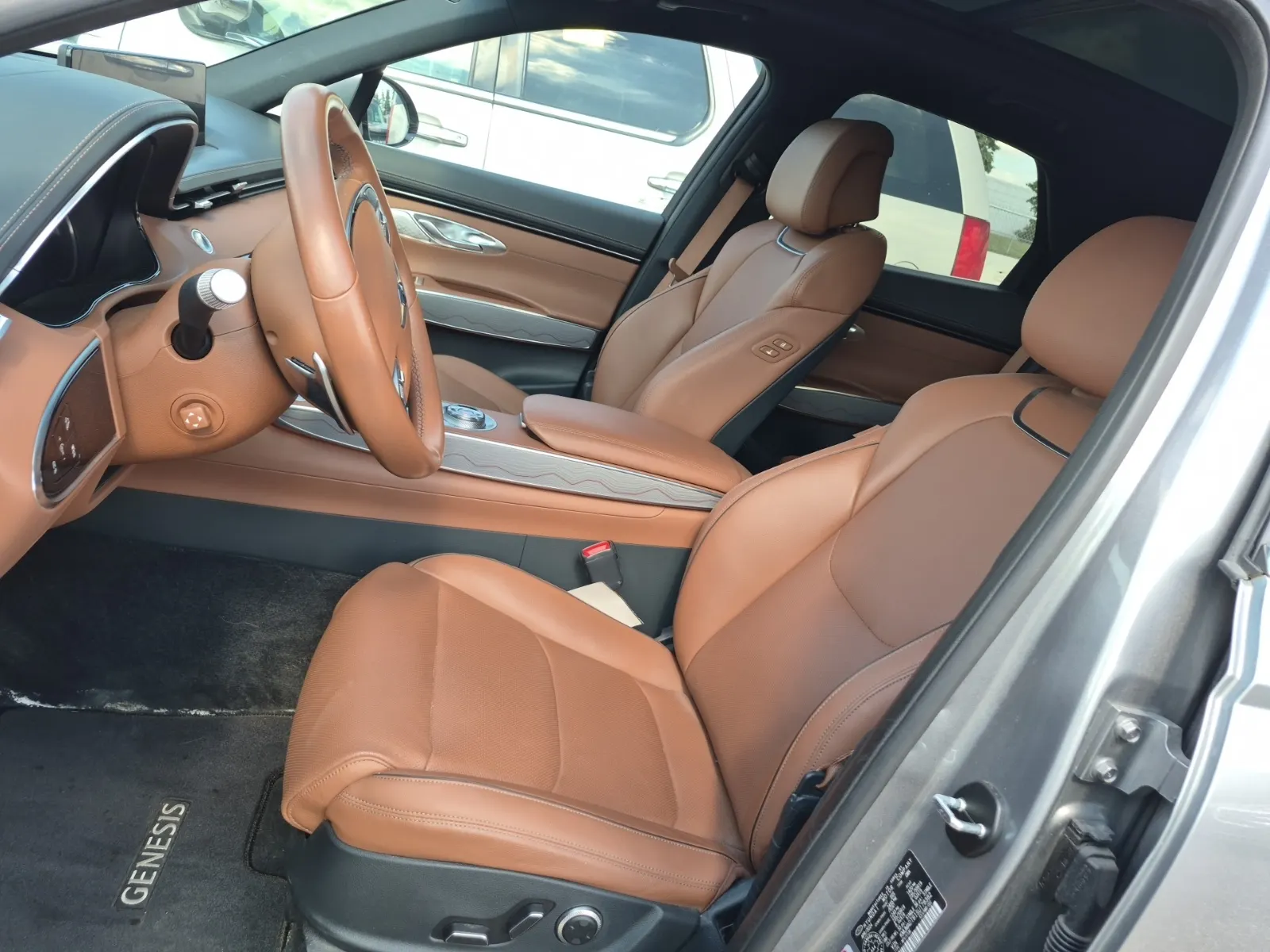 Front Interior Photo