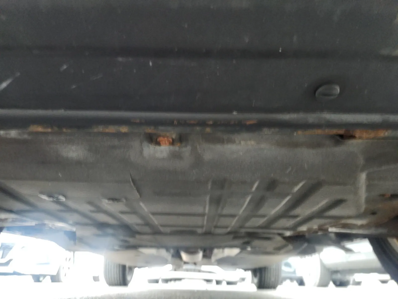 Undercarriage - Front Photo