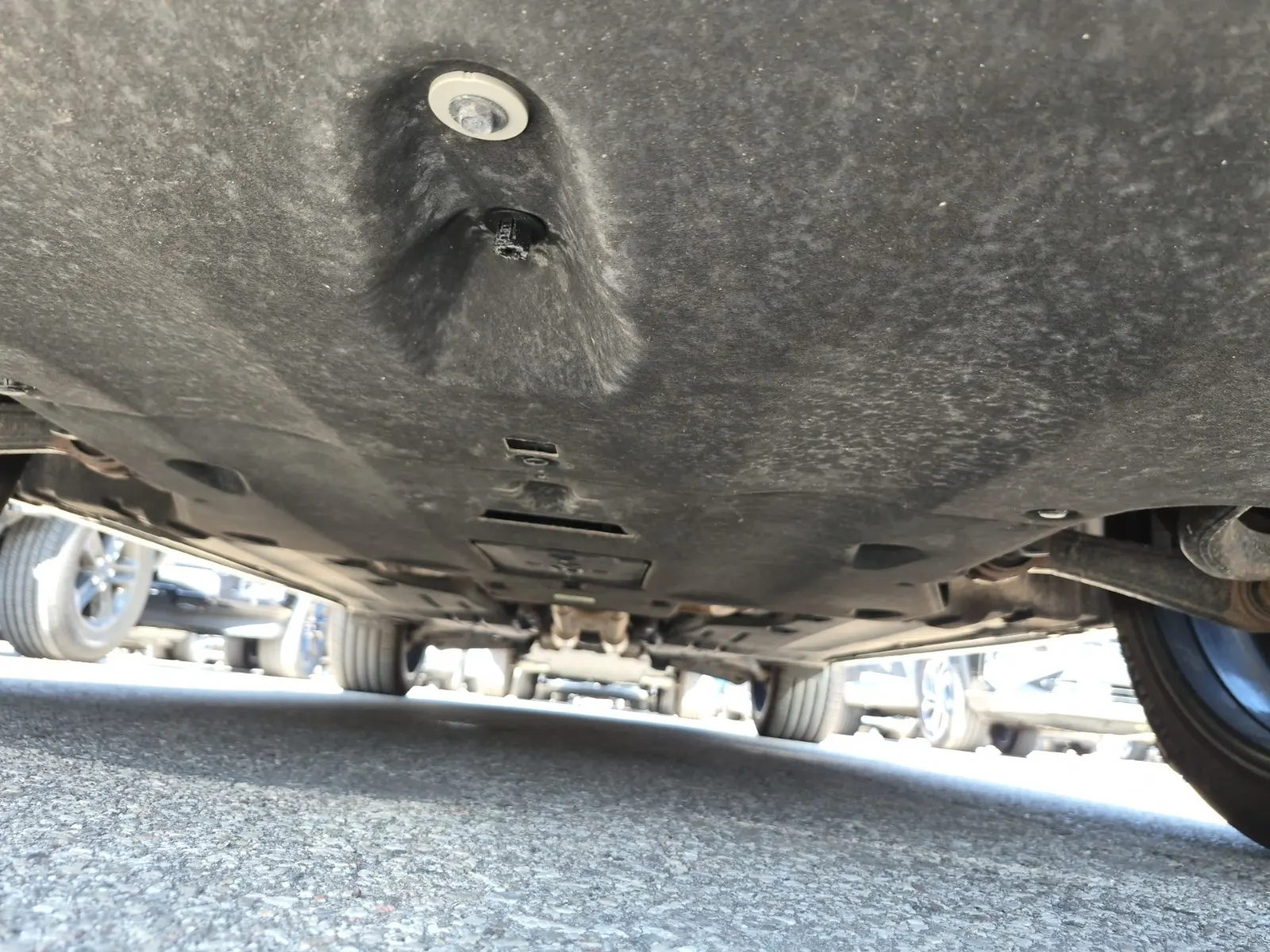 Undercarriage - Front Photo