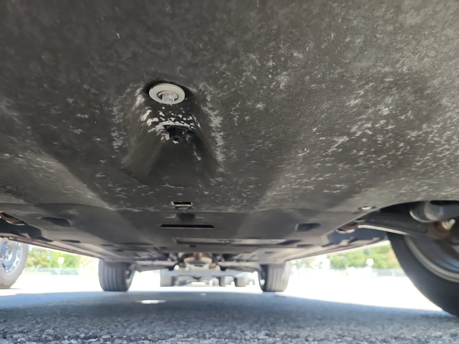 Undercarriage - Front Photo