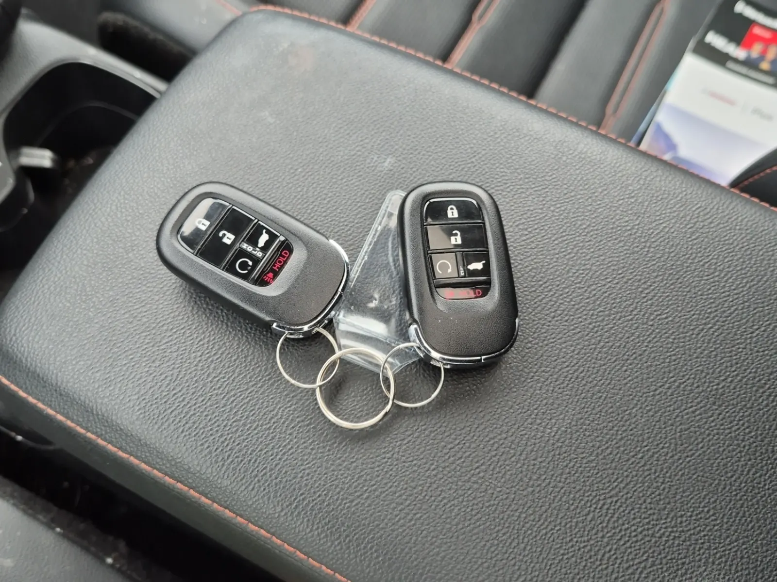 Keys/Fobs/Manual Photo