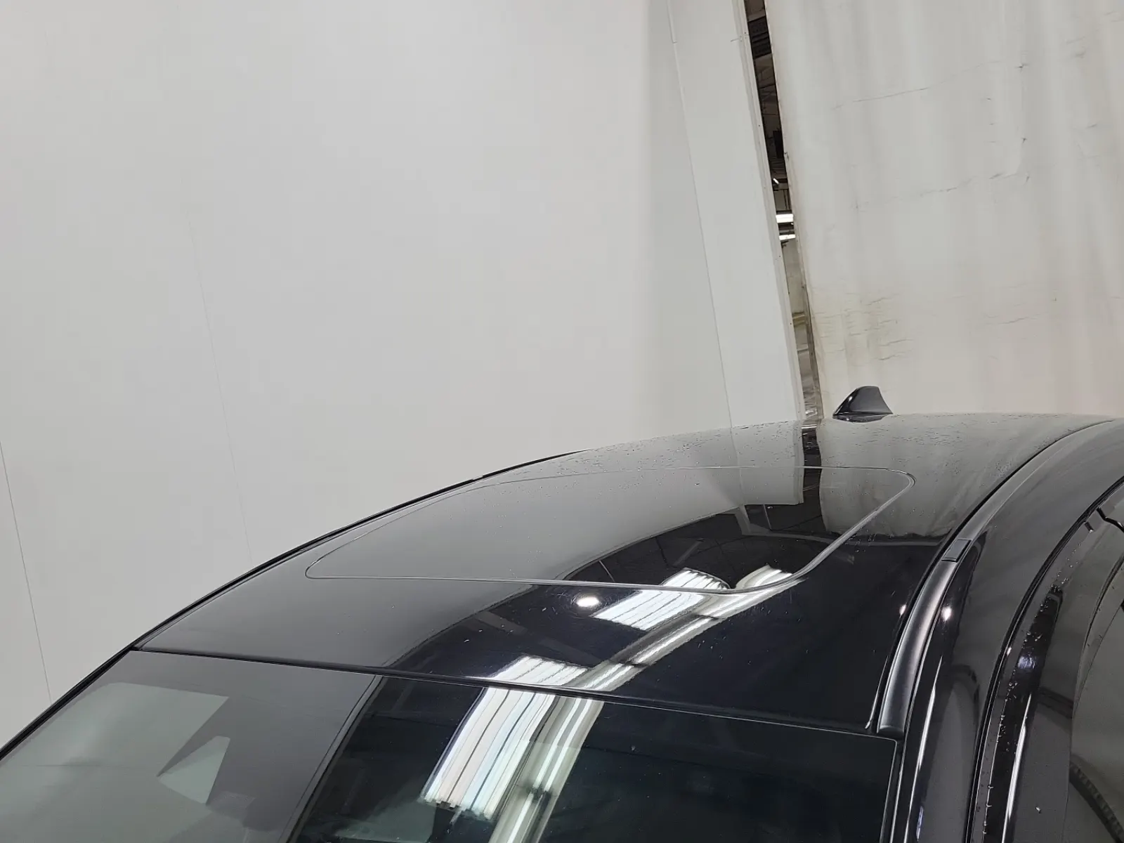 Exterior Roof Photo