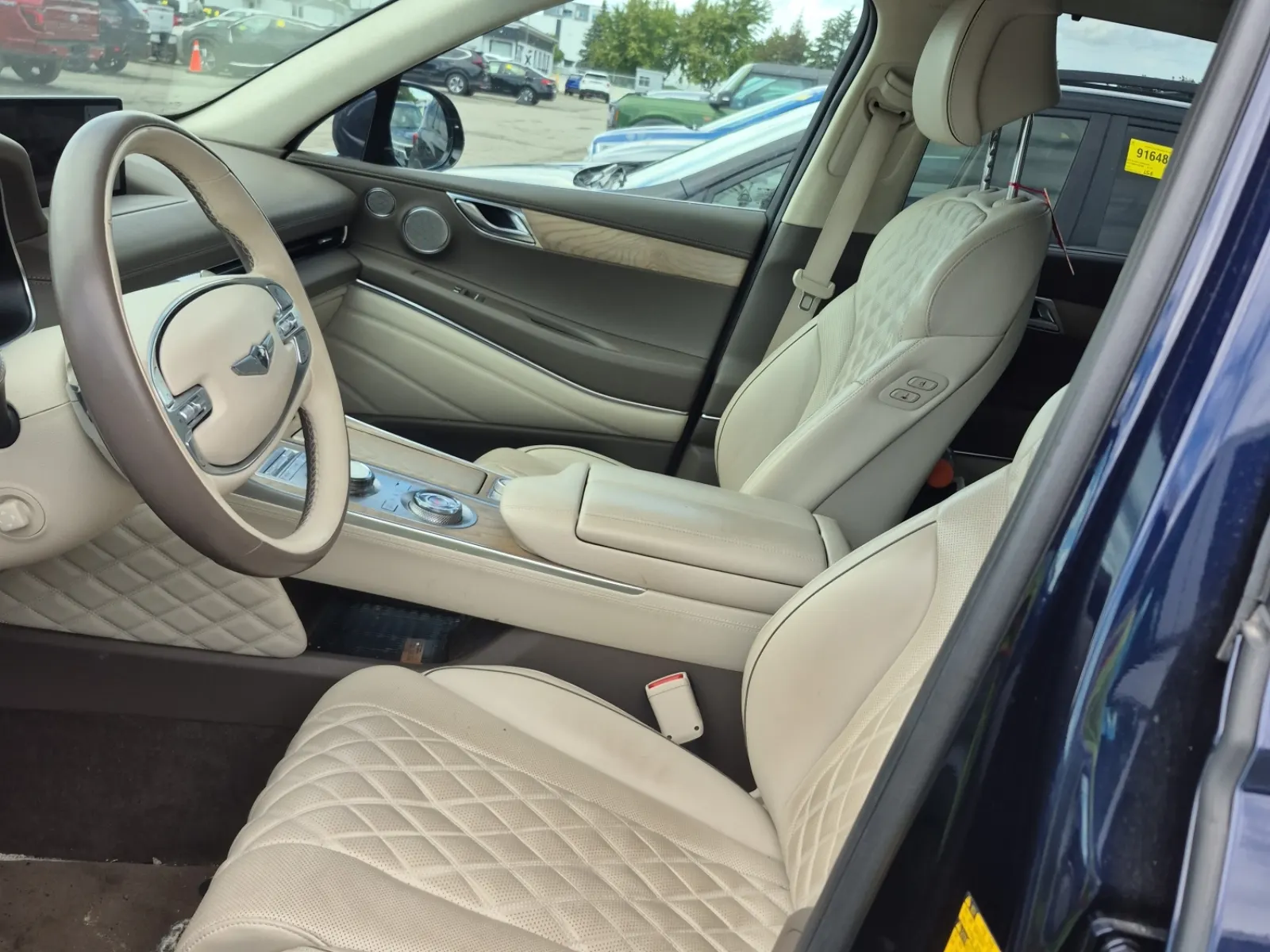 Front Interior Photo