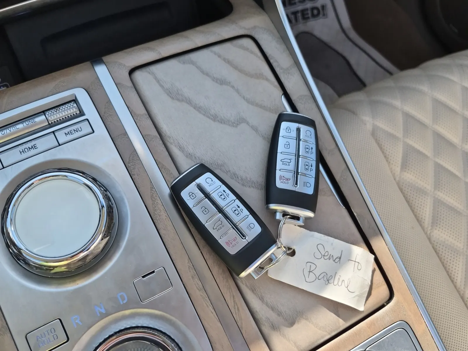 Keys/Fobs/Manual Photo