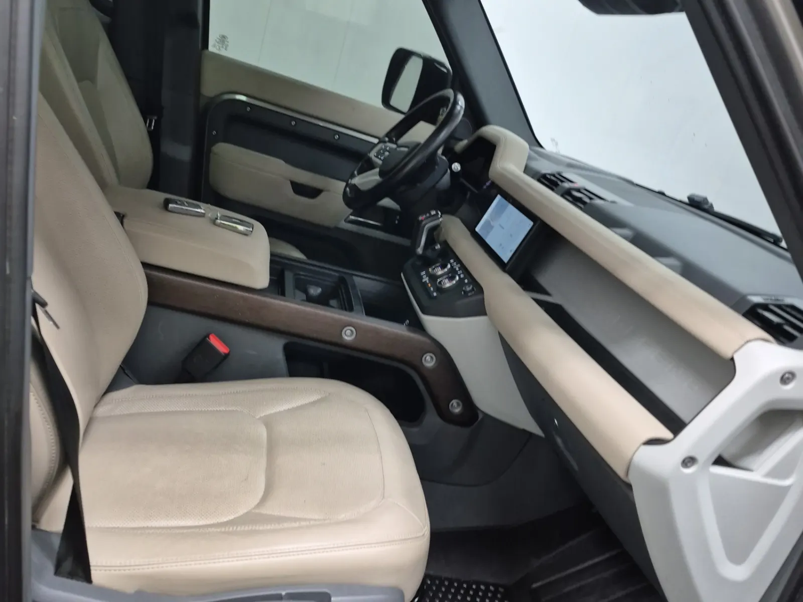 Right Side Interior Photo