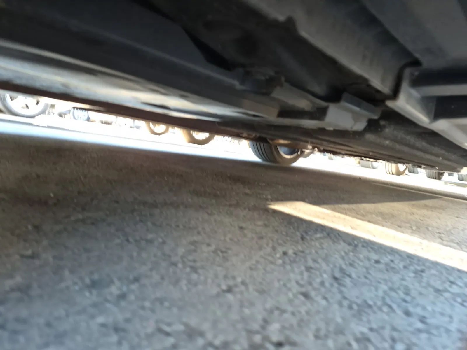 Undercarriage - Passenger Photo