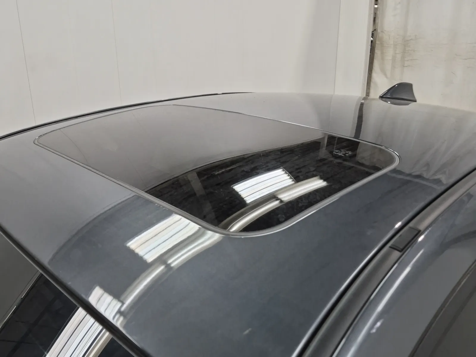 Exterior Roof Photo