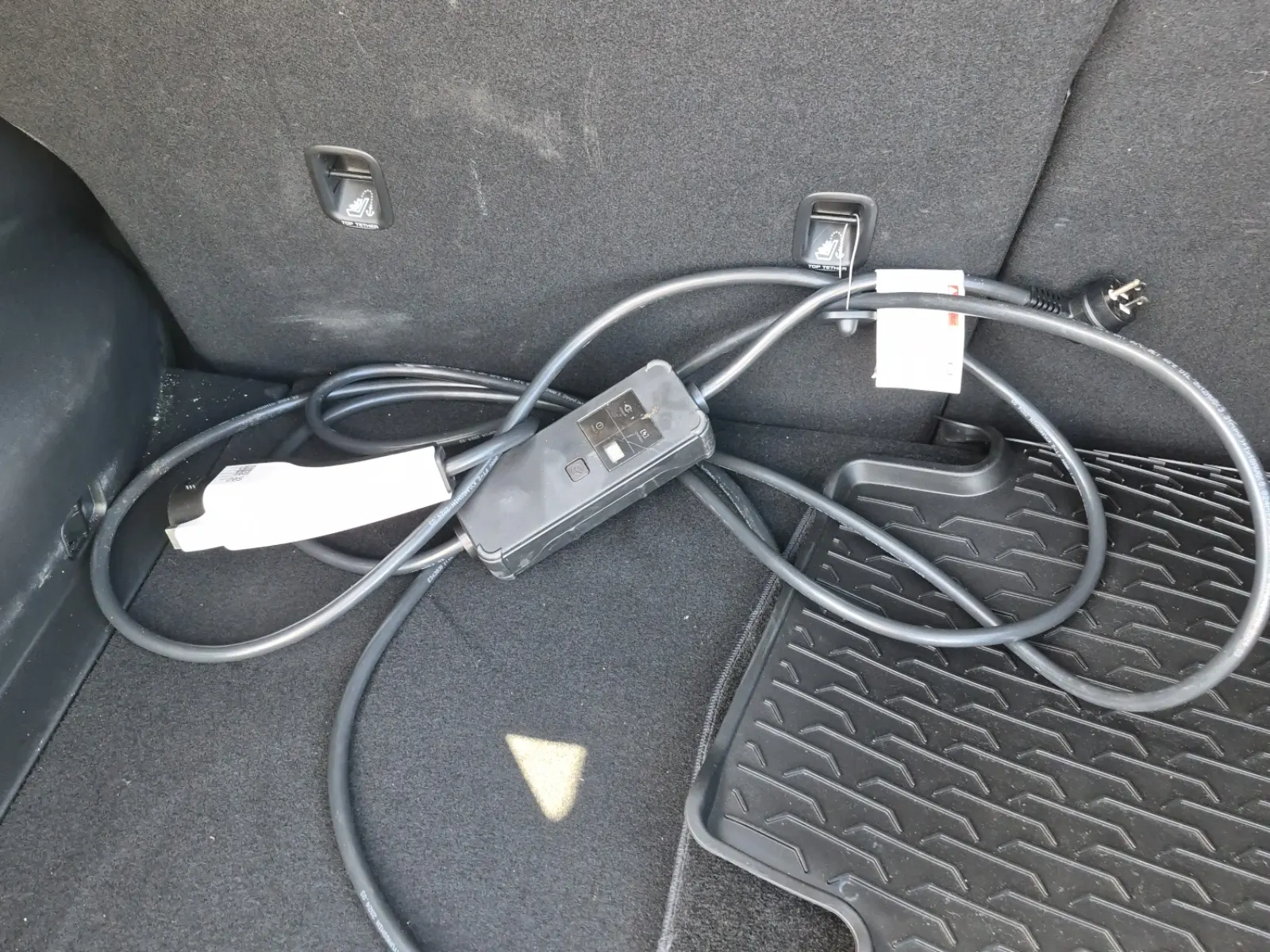 Charging Cable Photo