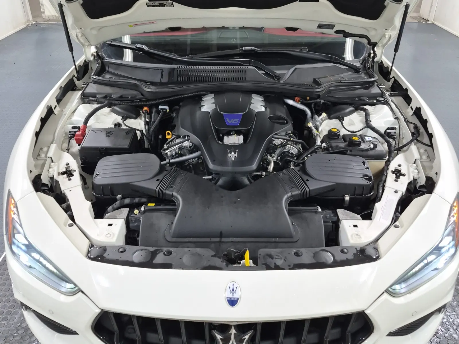 Engine Photo