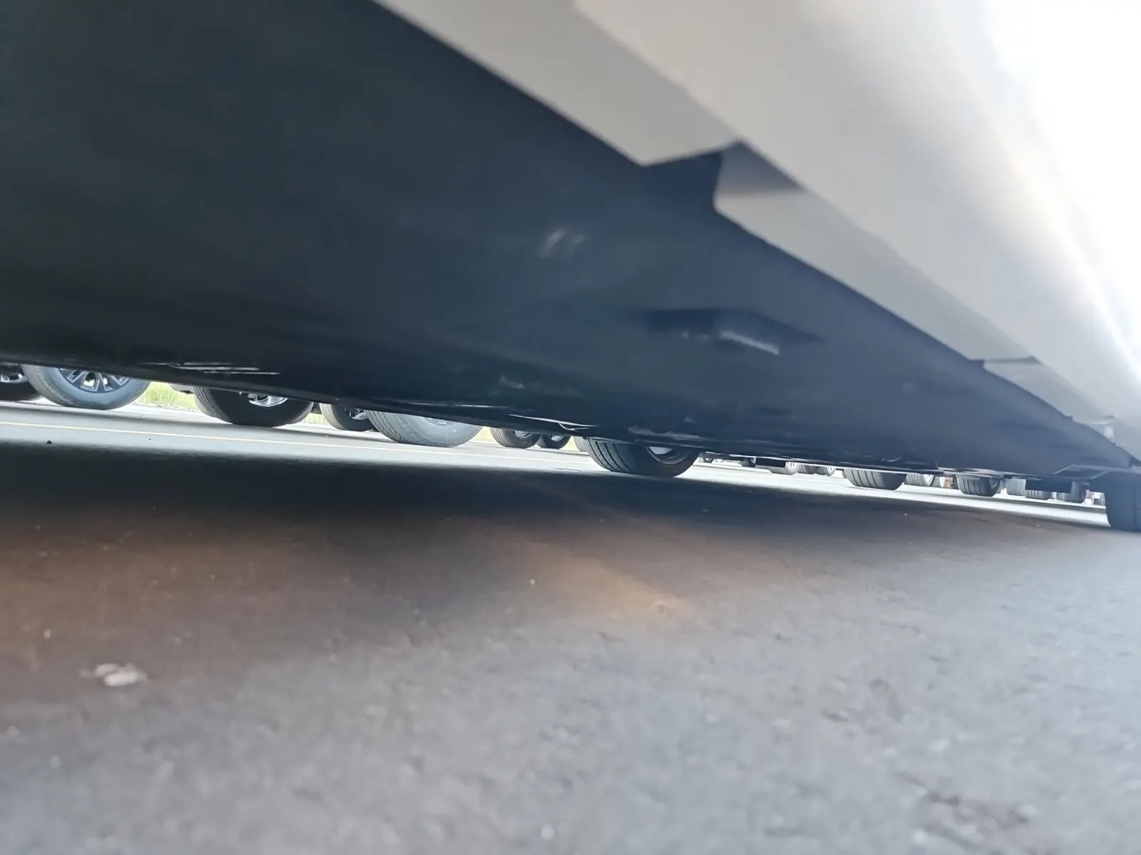 Undercarriage - Passenger Photo