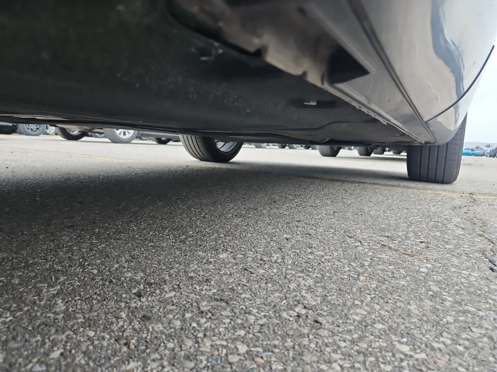 Undercarriage - Passenger Photo