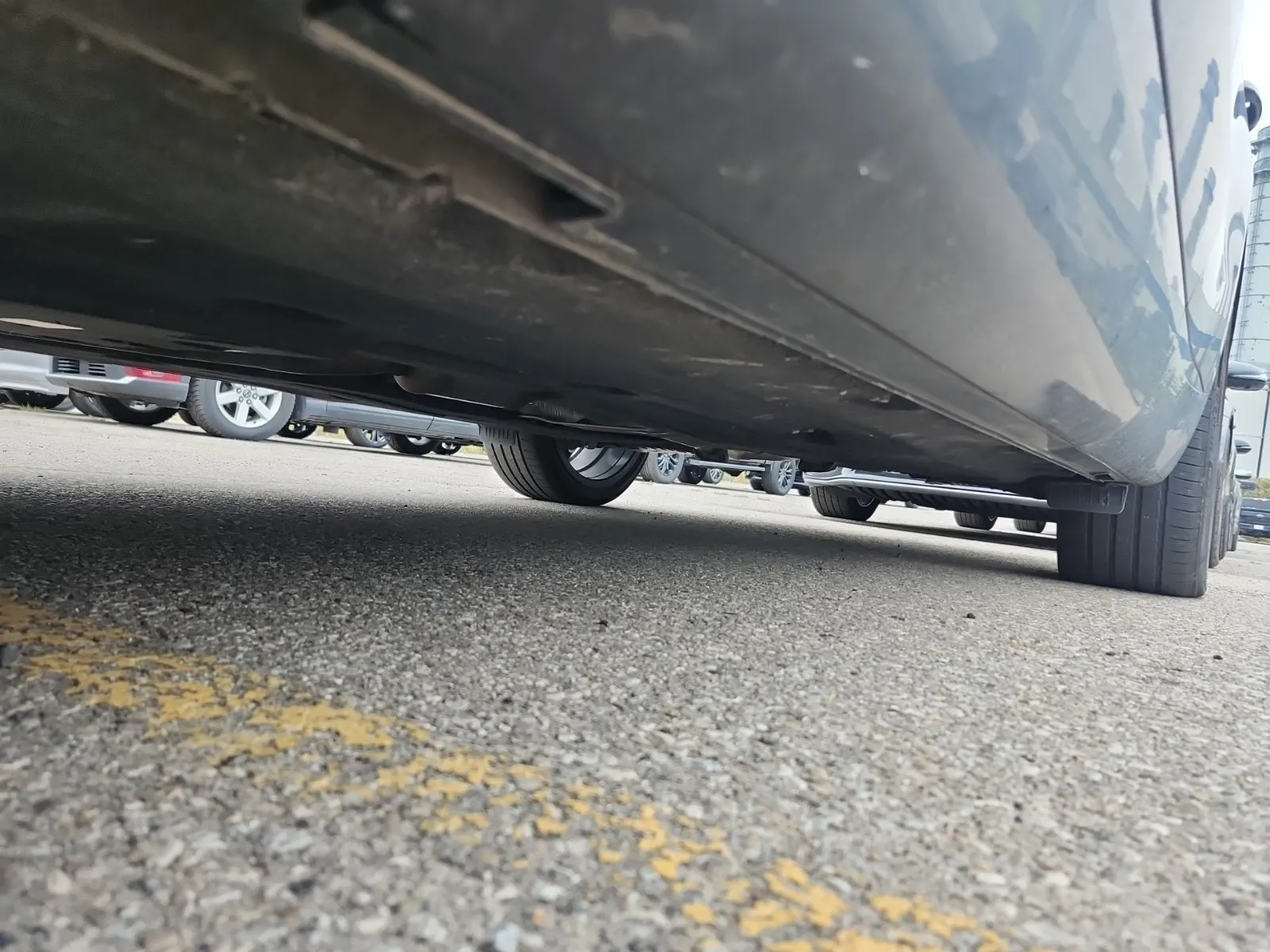 Undercarriage - Driver Photo