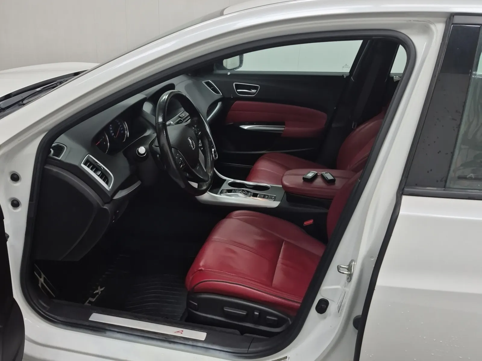Front Interior Photo