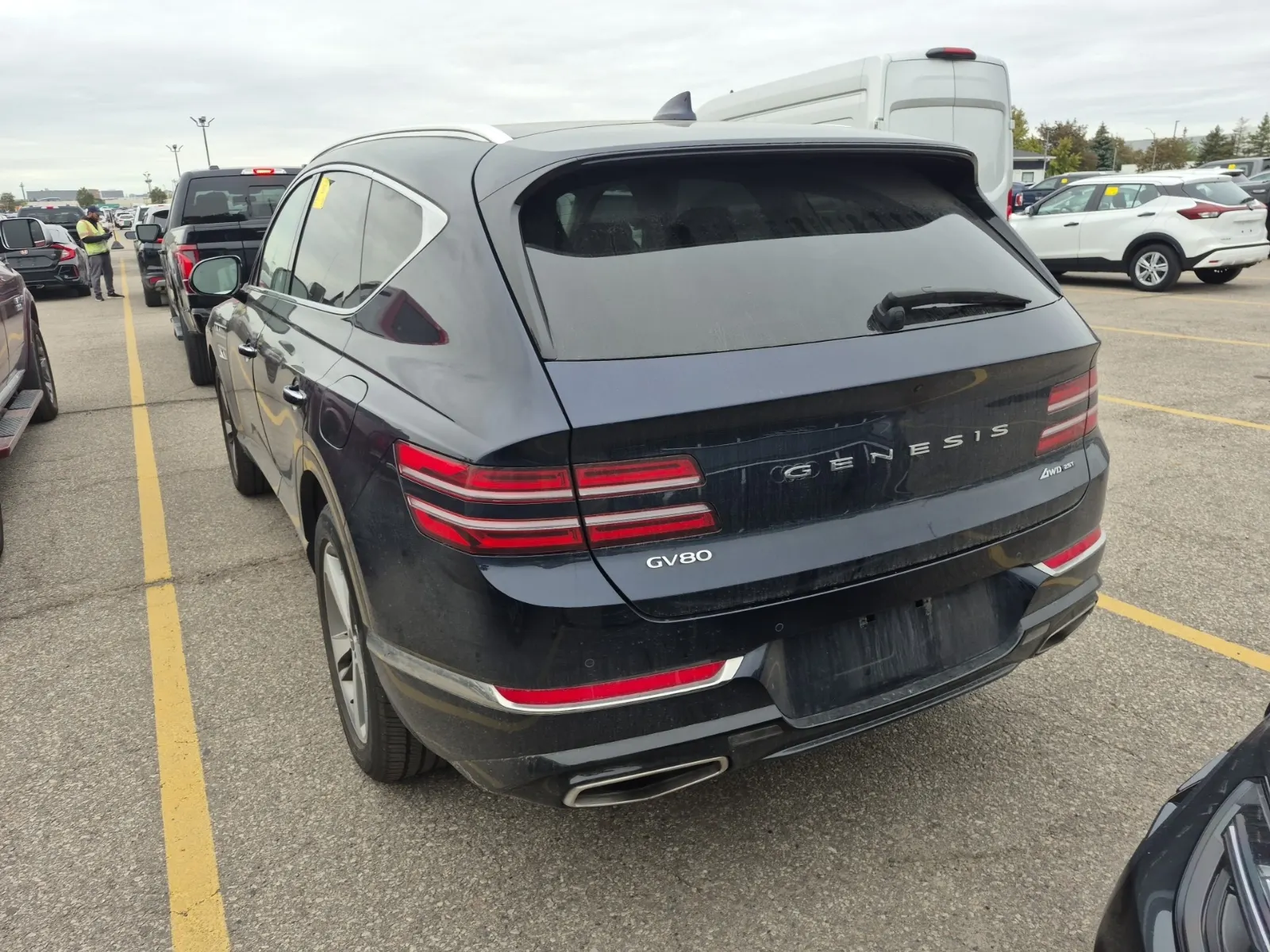 Driver Rear 3/4 Photo