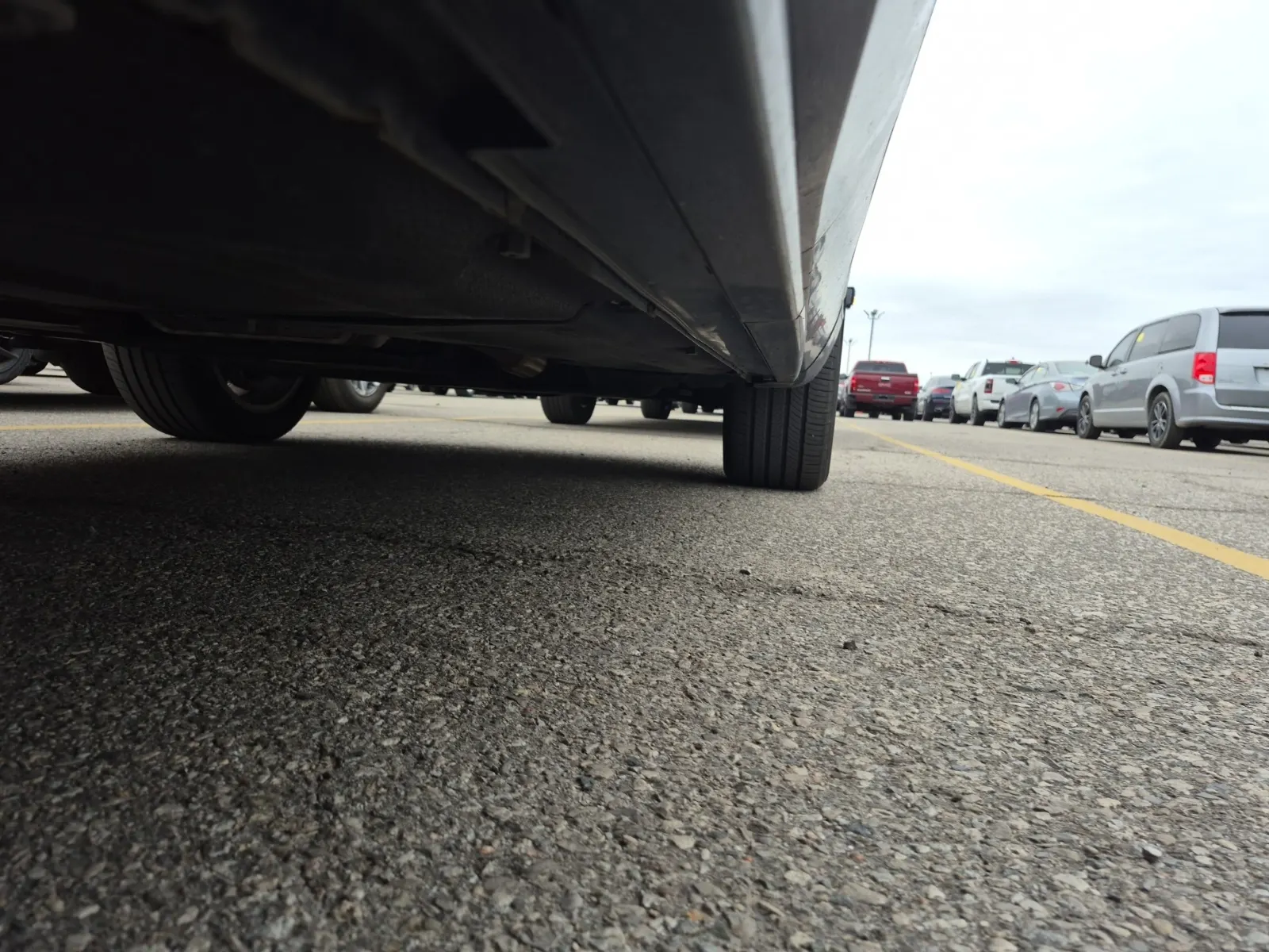 Undercarriage - Passenger Photo