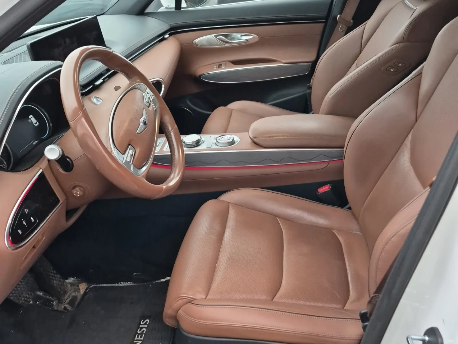 Front Interior Photo