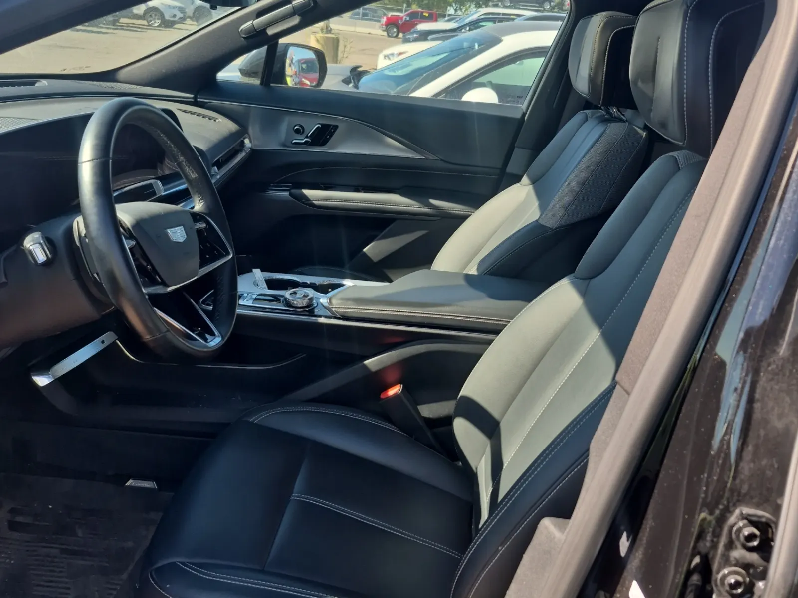 Front Interior Photo