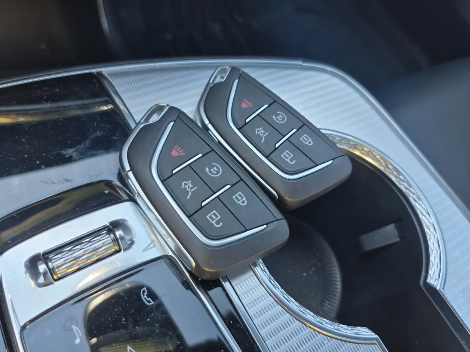 Keys/Fobs/Manual Photo