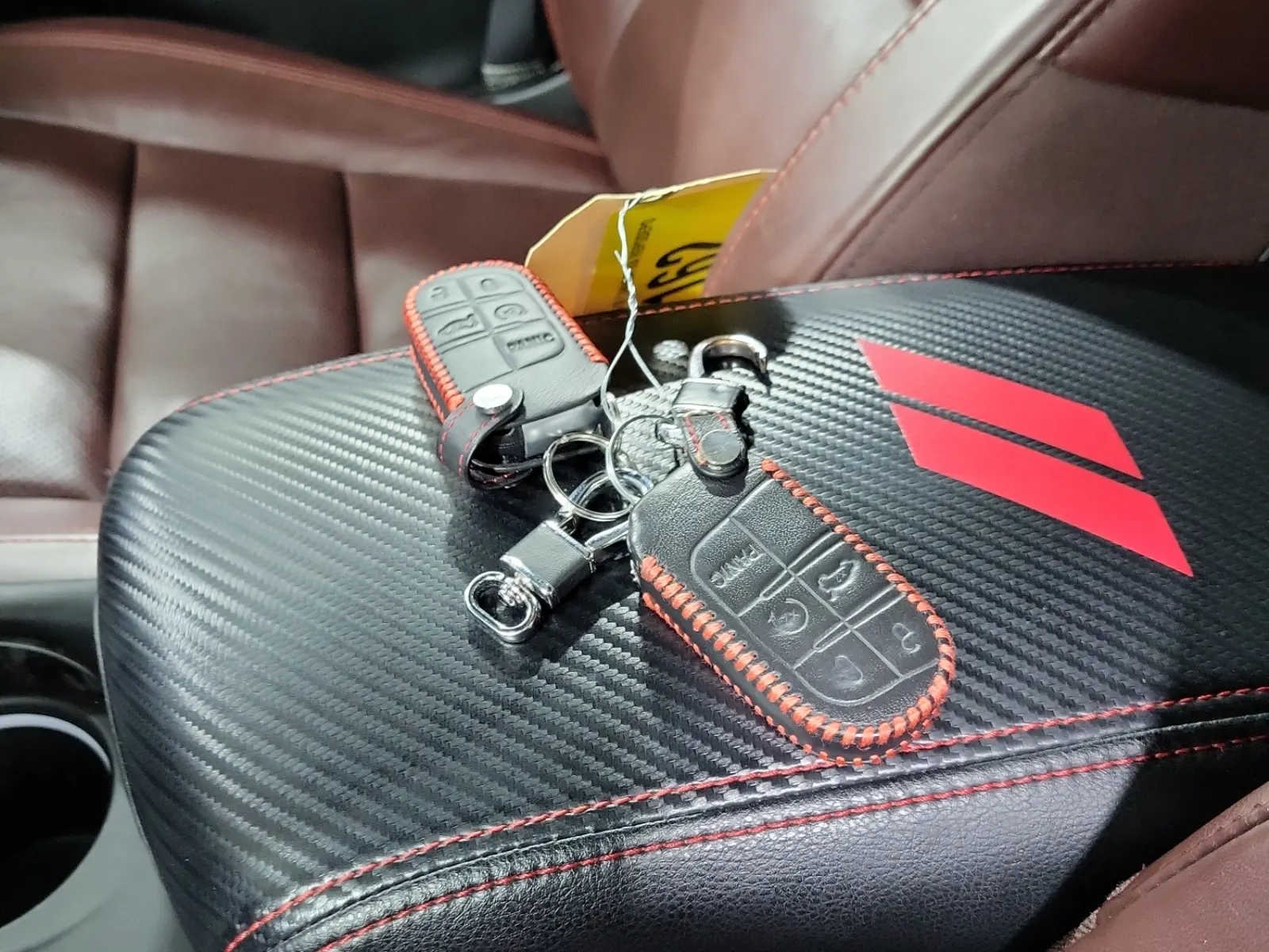 Keys/Fobs/Manual Photo