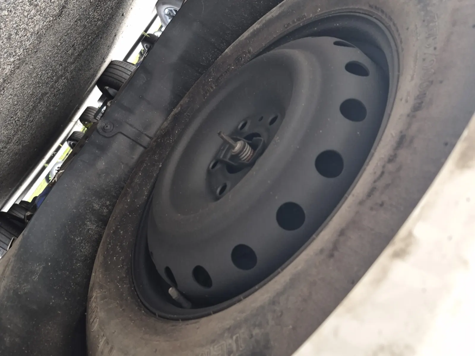 Spare Tire & Wheel Photo