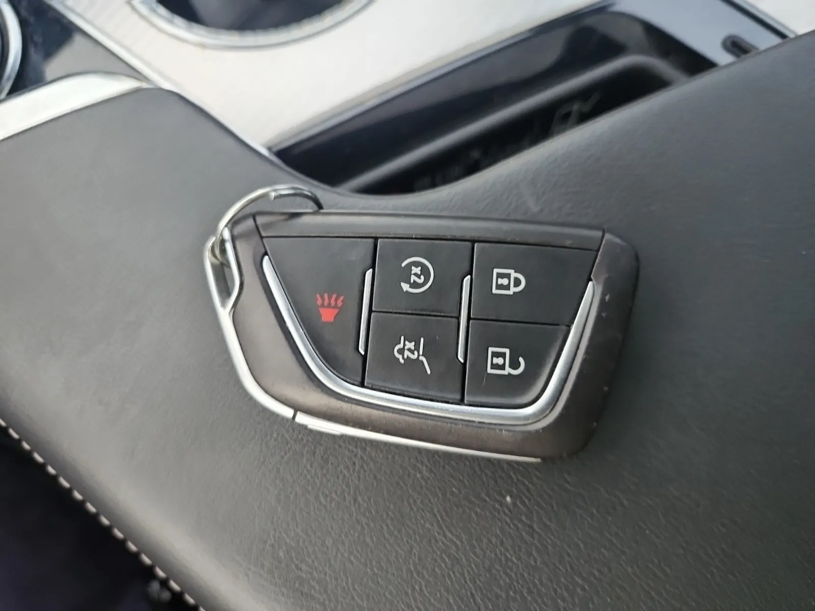 Keys/Fobs/Manual Photo