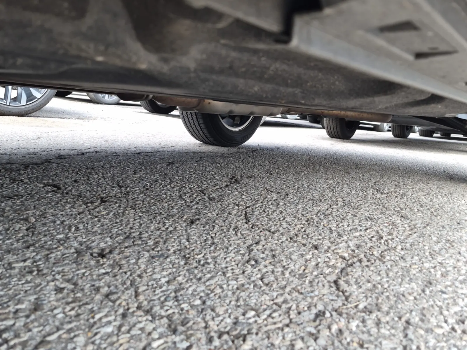 Undercarriage - Driver Photo