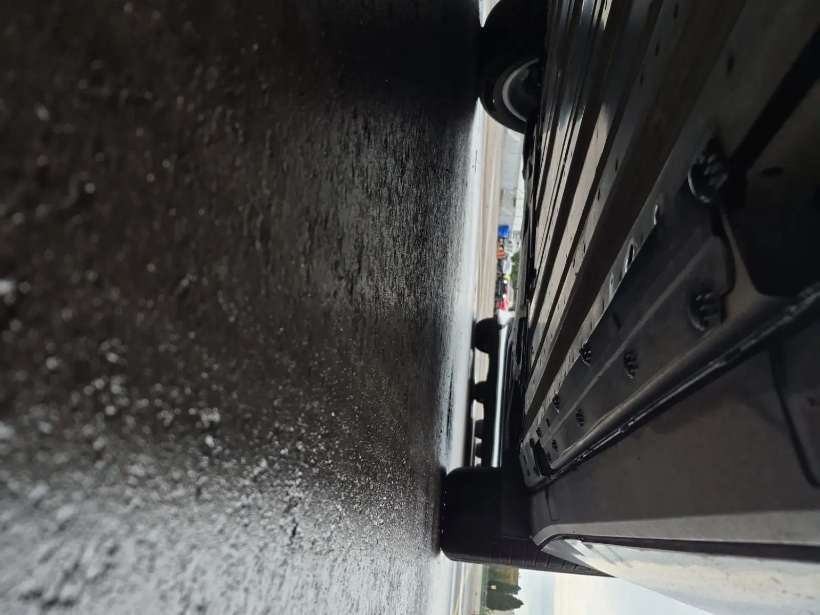 Undercarriage - Driver Photo