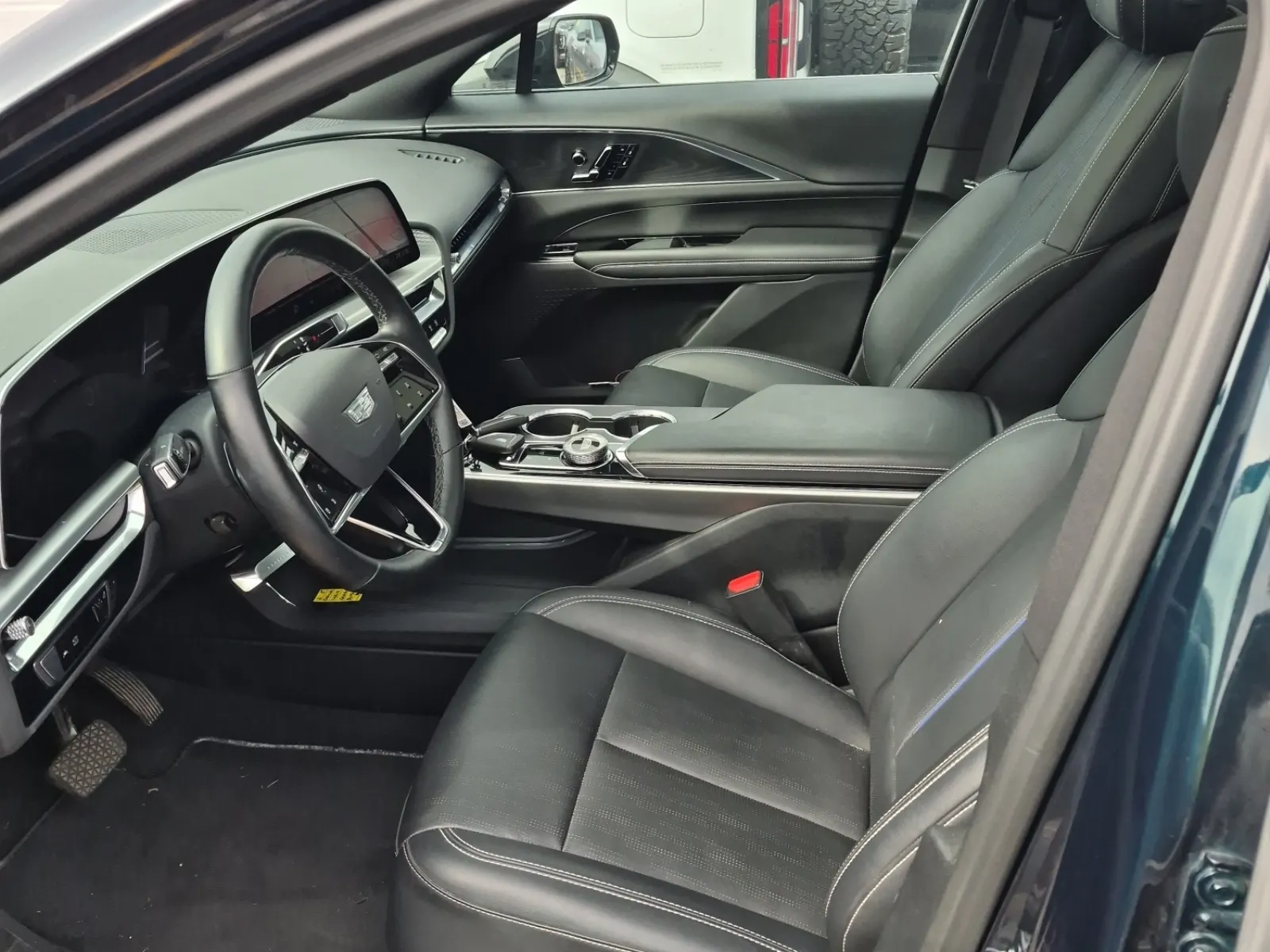 Front Interior Photo
