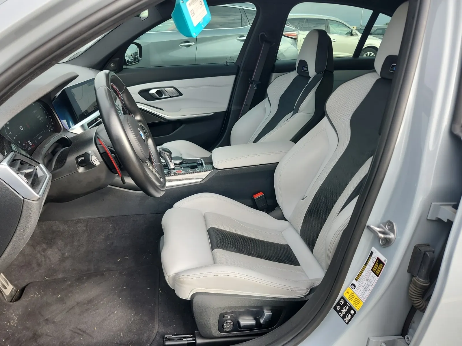 Front Interior Photo