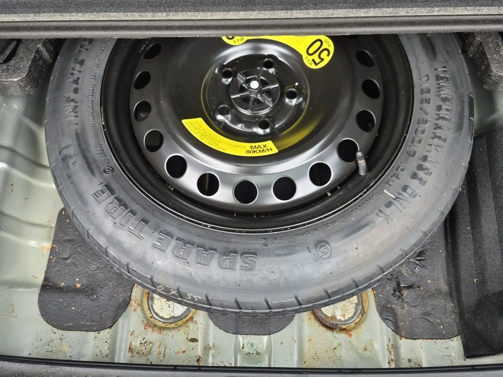 Spare Tire & Wheel Photo