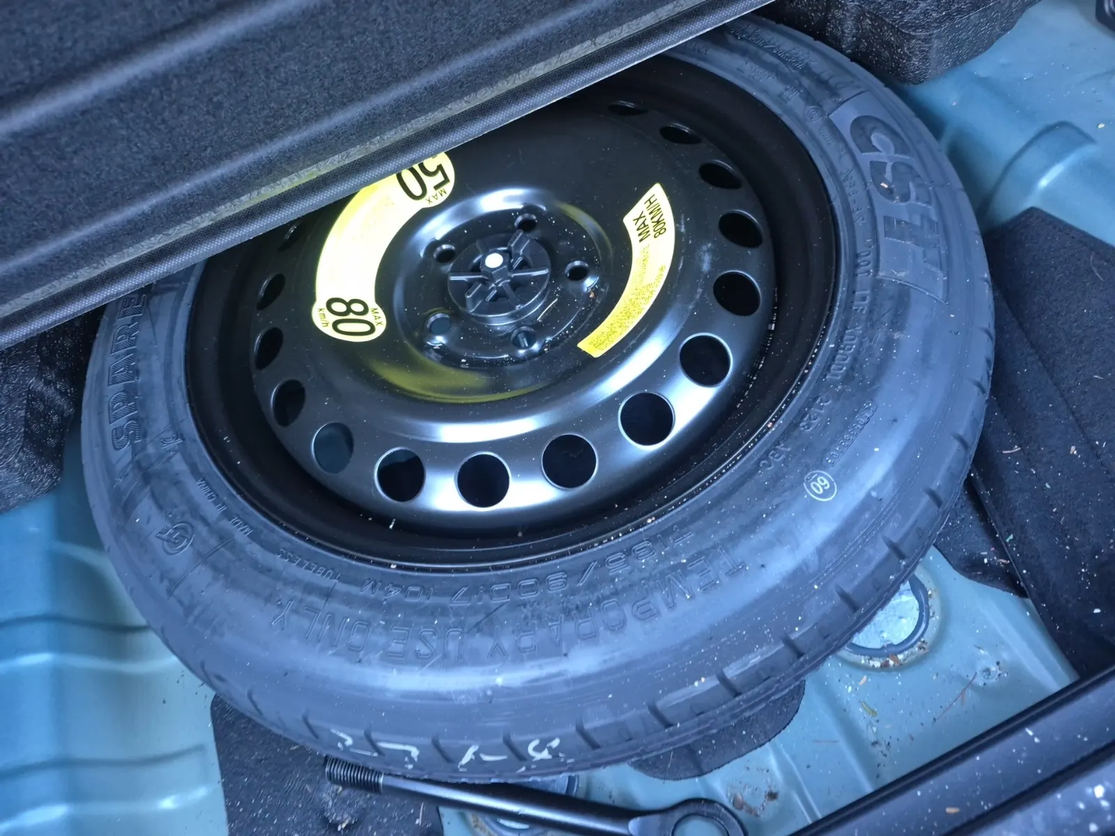 Spare Tire & Wheel Photo