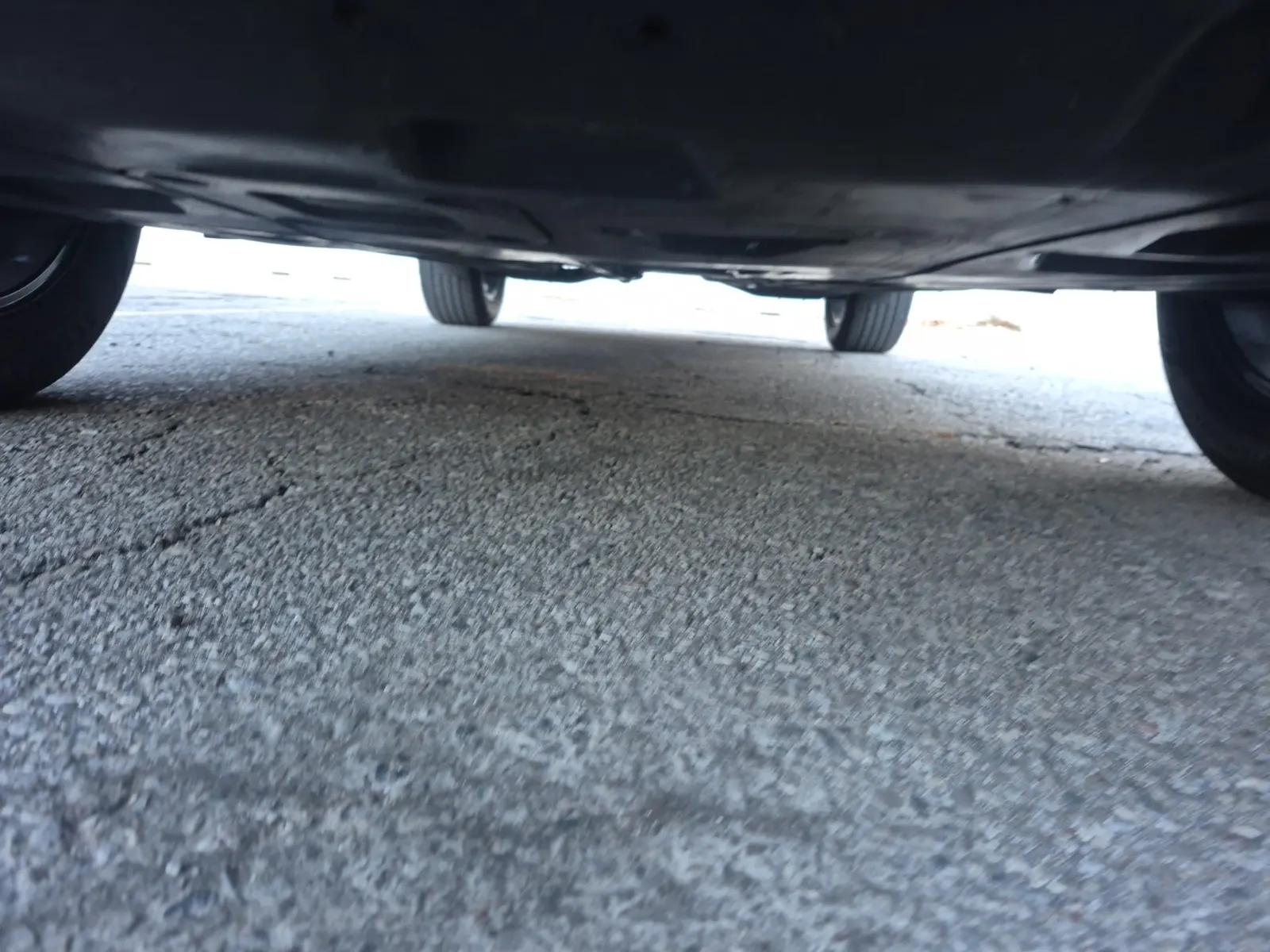 Undercarriage - Front Photo
