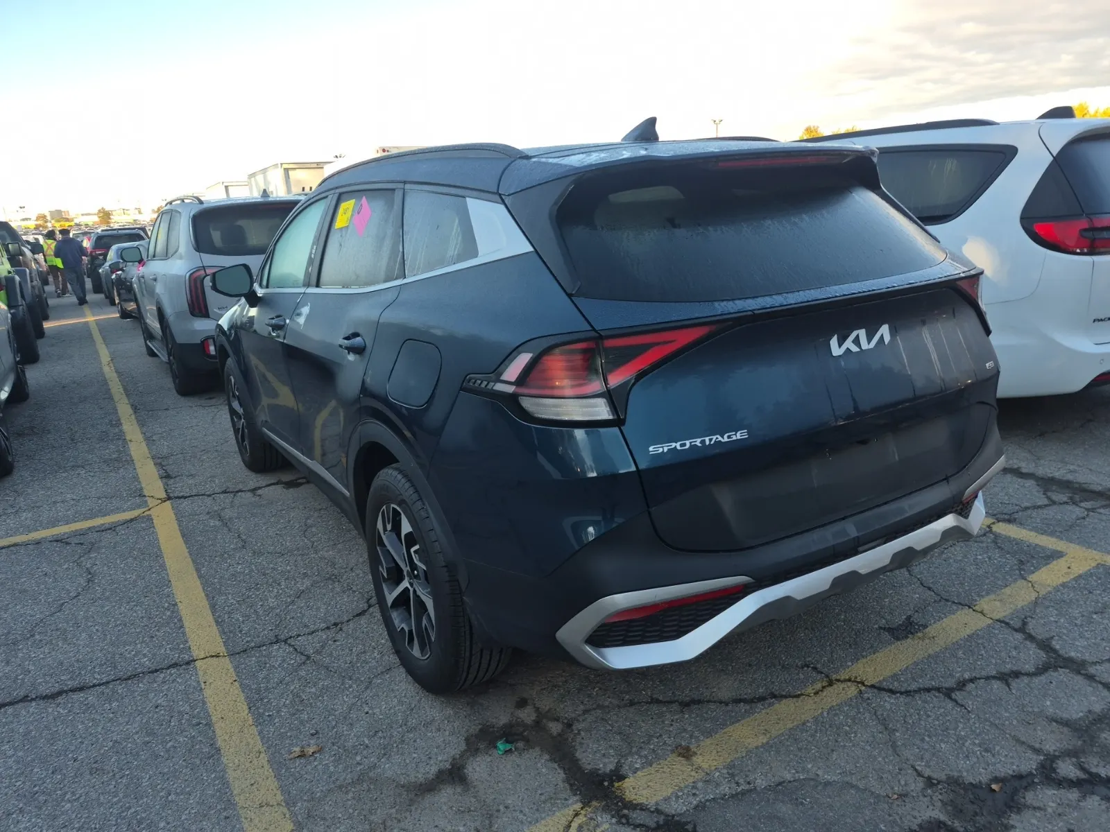Driver Rear 3/4 Photo