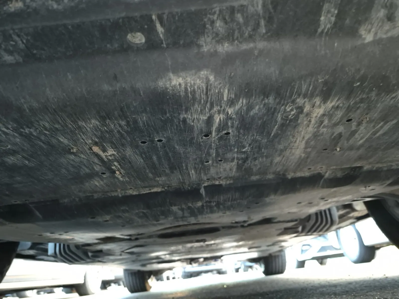Undercarriage - Front Photo