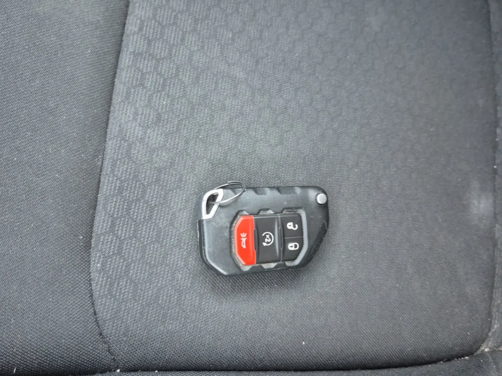 Keys/Fobs/Manual Photo