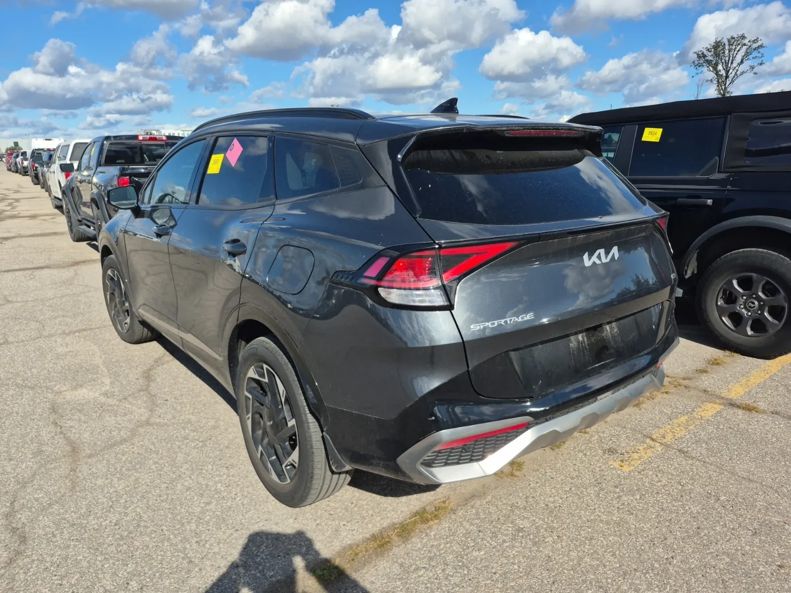 Driver Rear 3/4 Photo