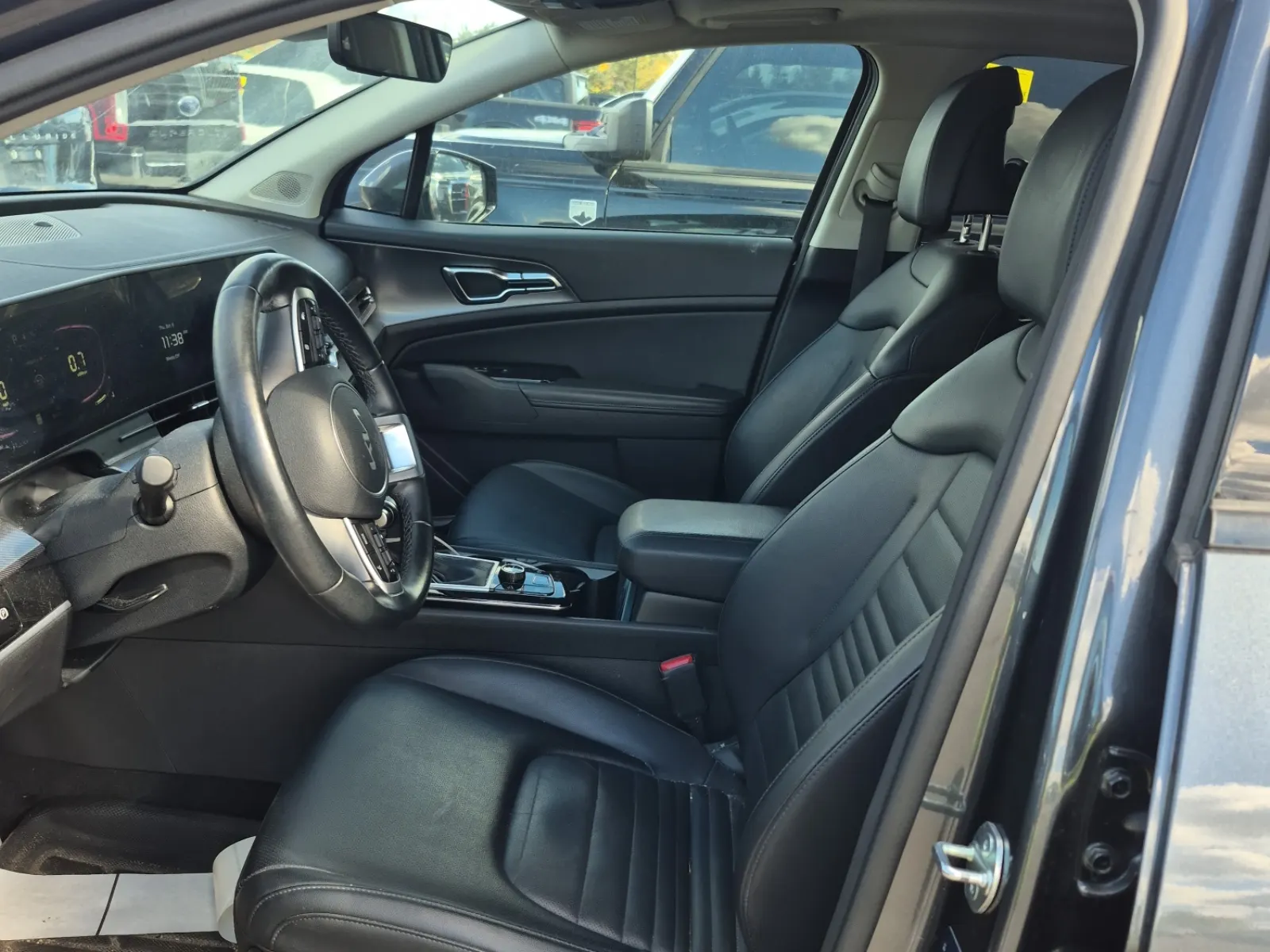Front Interior Photo