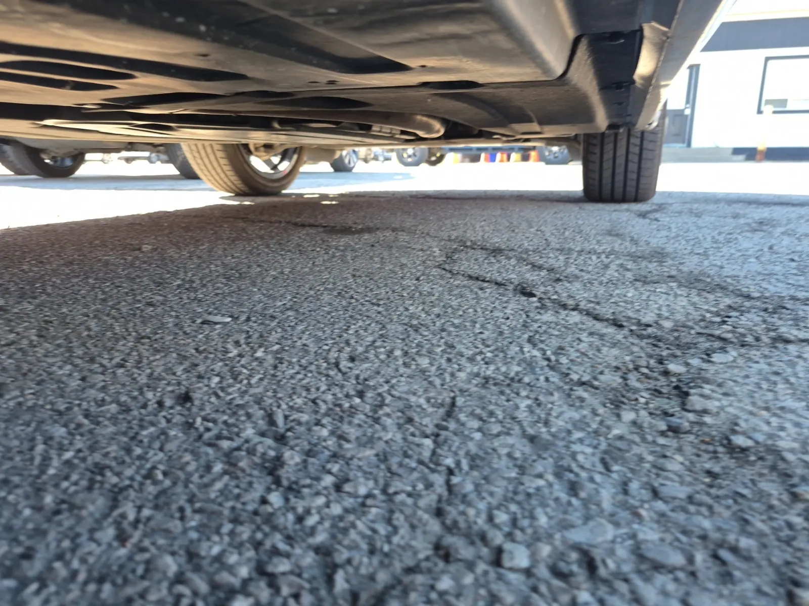 Undercarriage - Passenger Photo