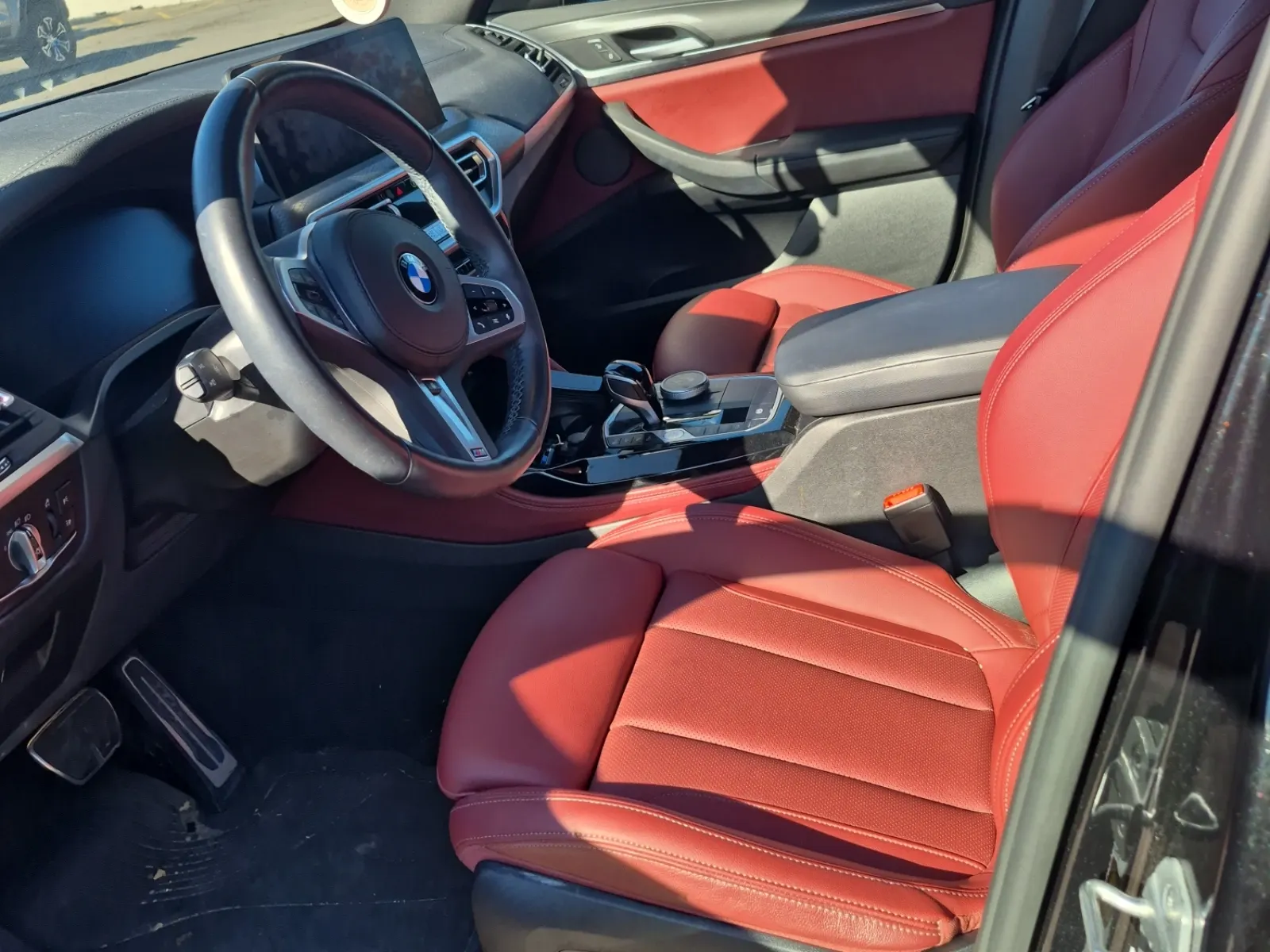 Front Interior Photo