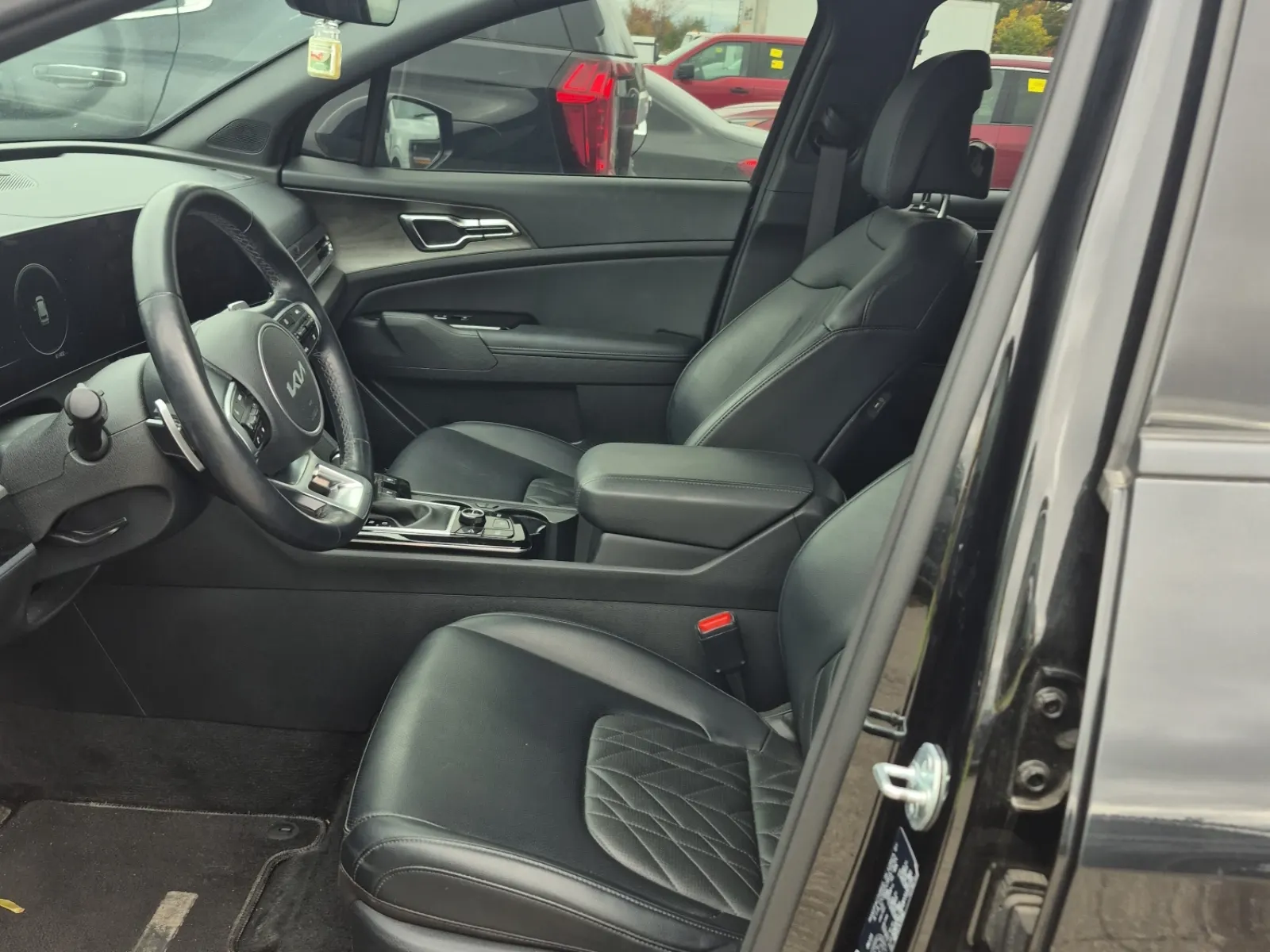 Front Interior Photo
