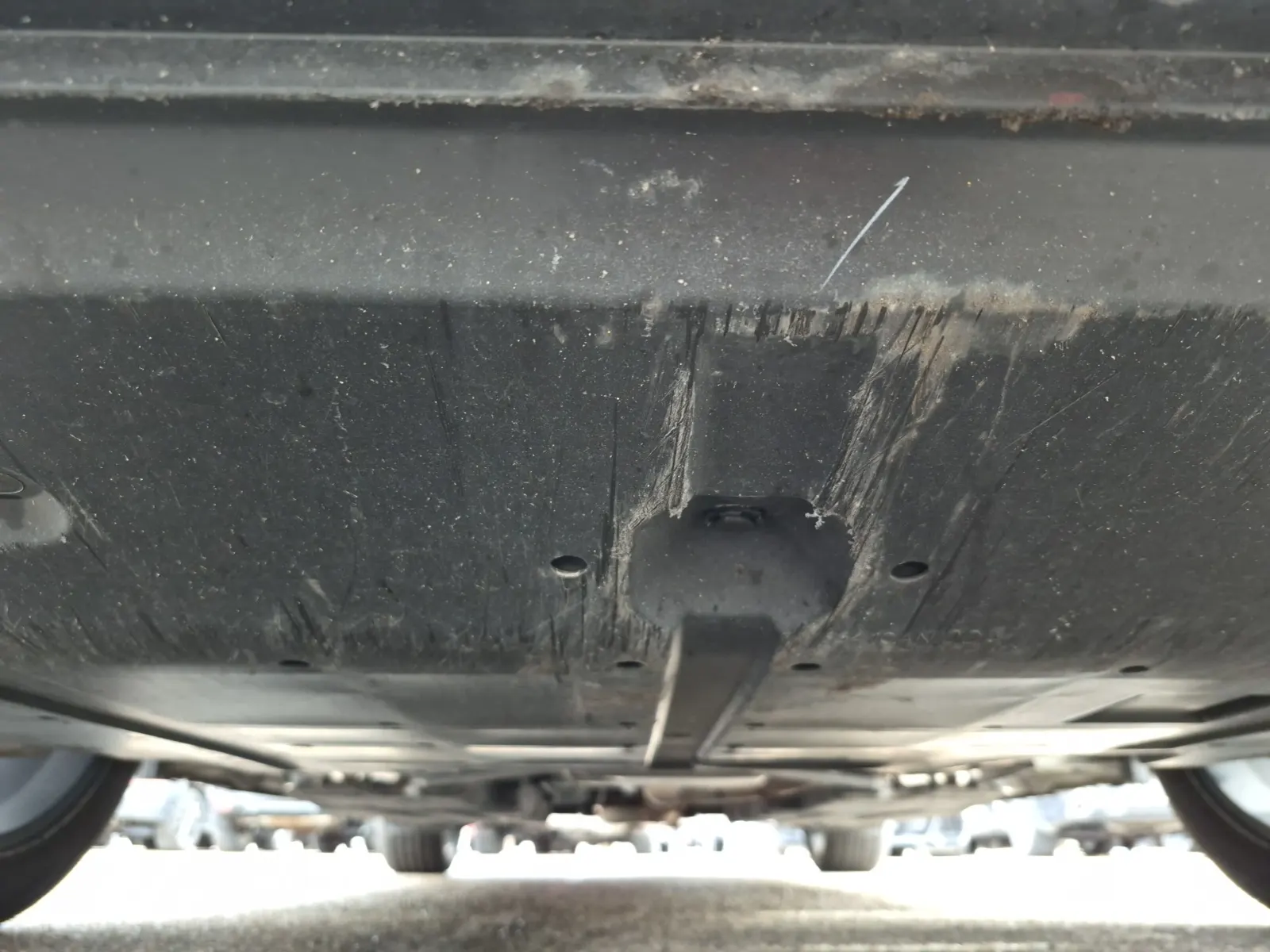 Undercarriage - Front Photo
