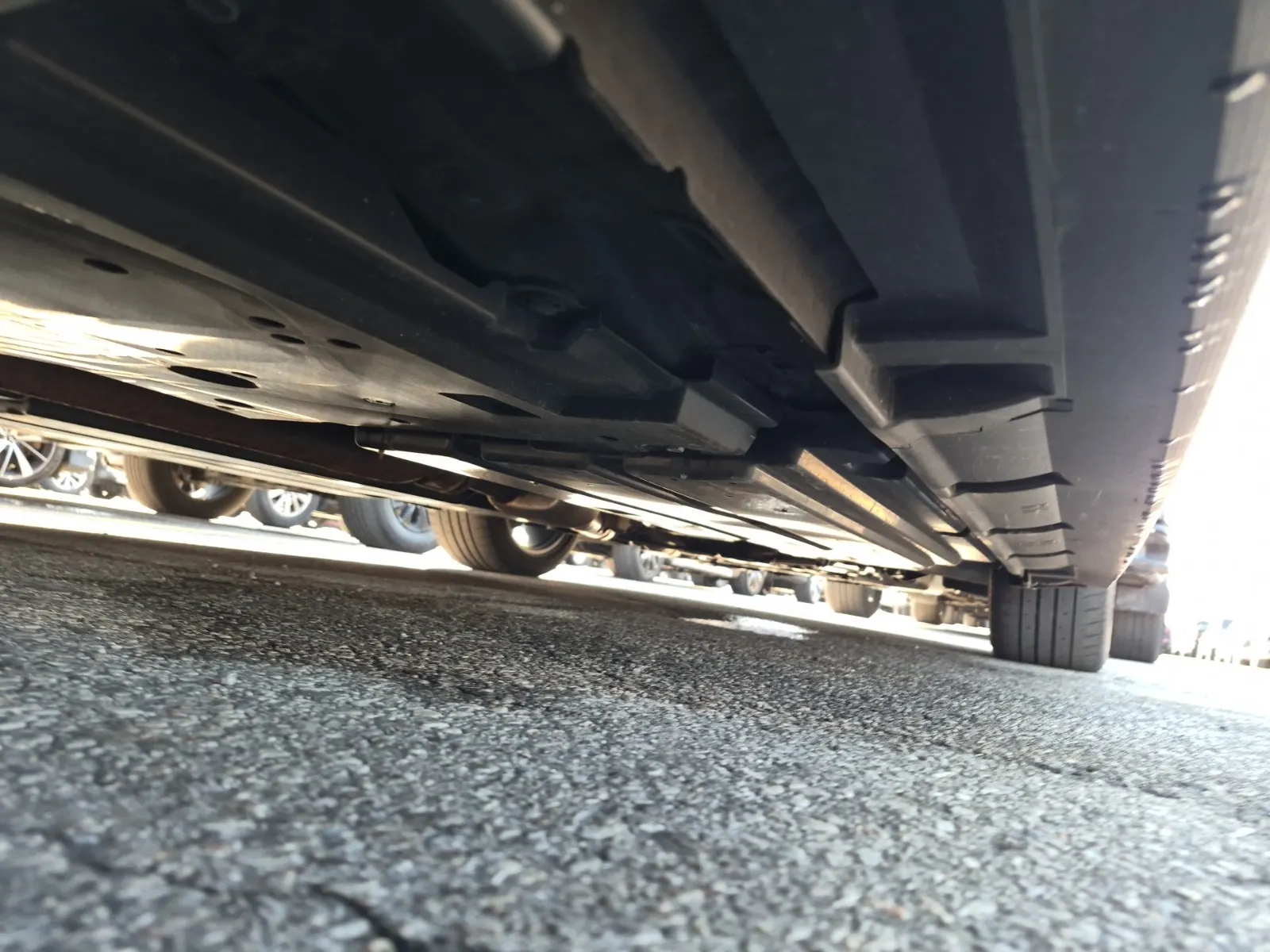 Undercarriage - Passenger Photo